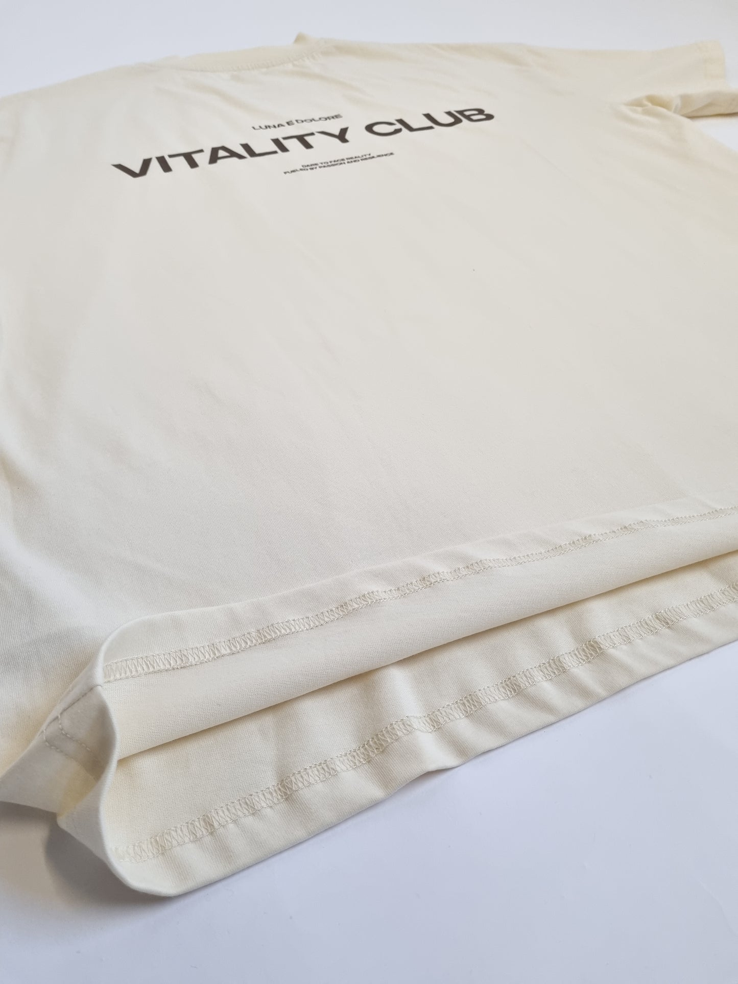 ARISE VITALITY CLUB OVERSIZED TEE IN BEIGE