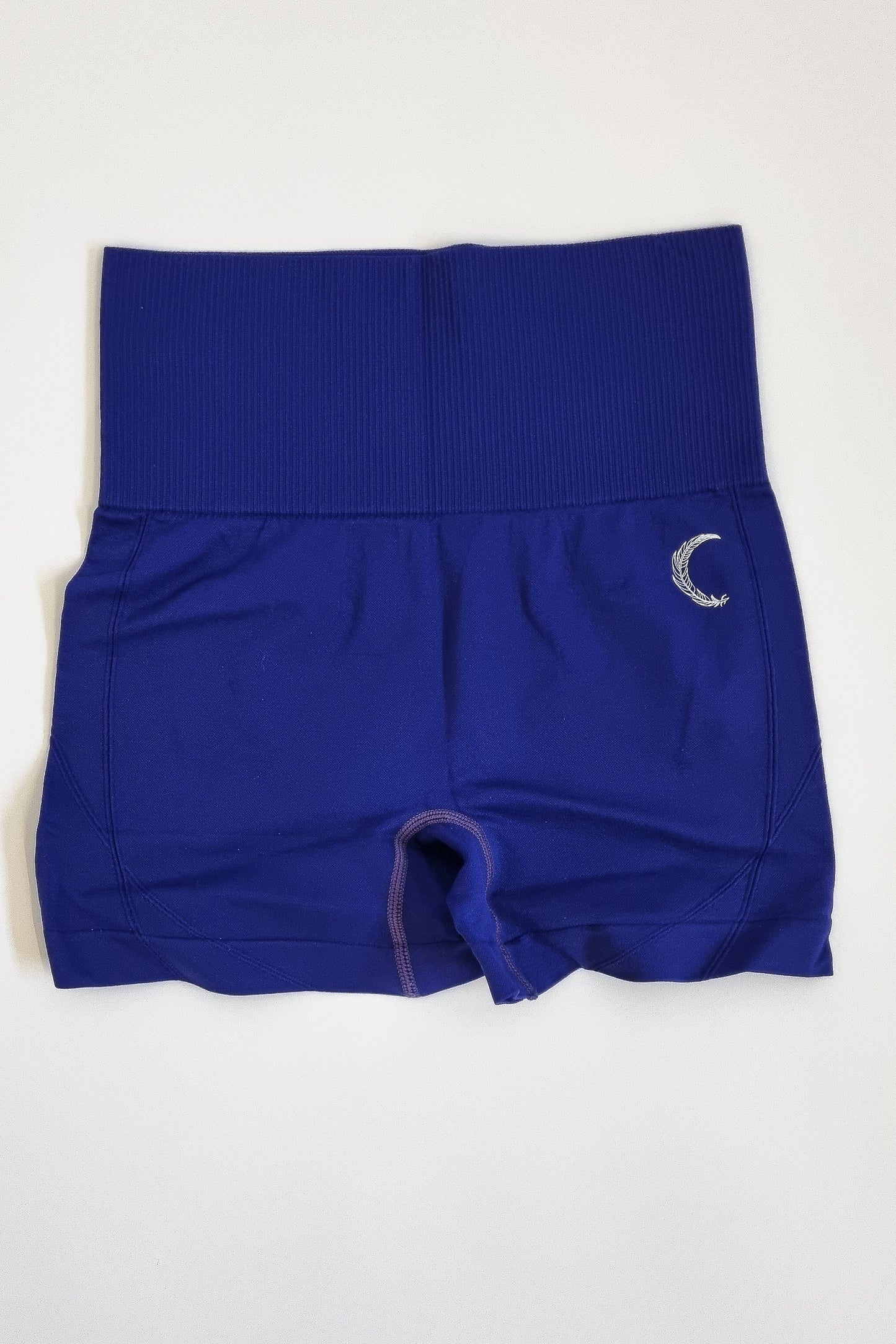 INVICTUS SEAMLESS DYNAMIC SHORTS IN NAVY BLUE