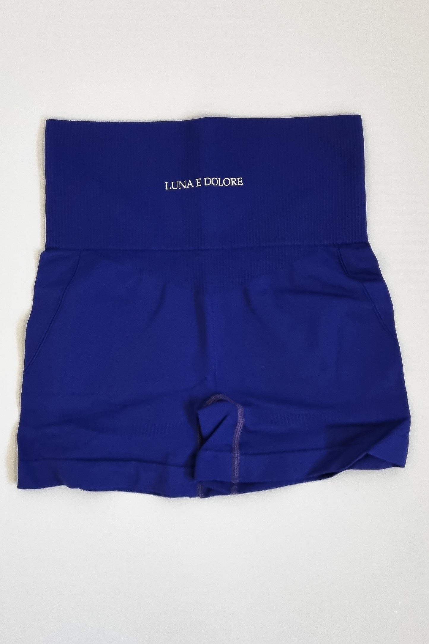 INVICTUS SEAMLESS DYNAMIC SHORTS IN NAVY BLUE
