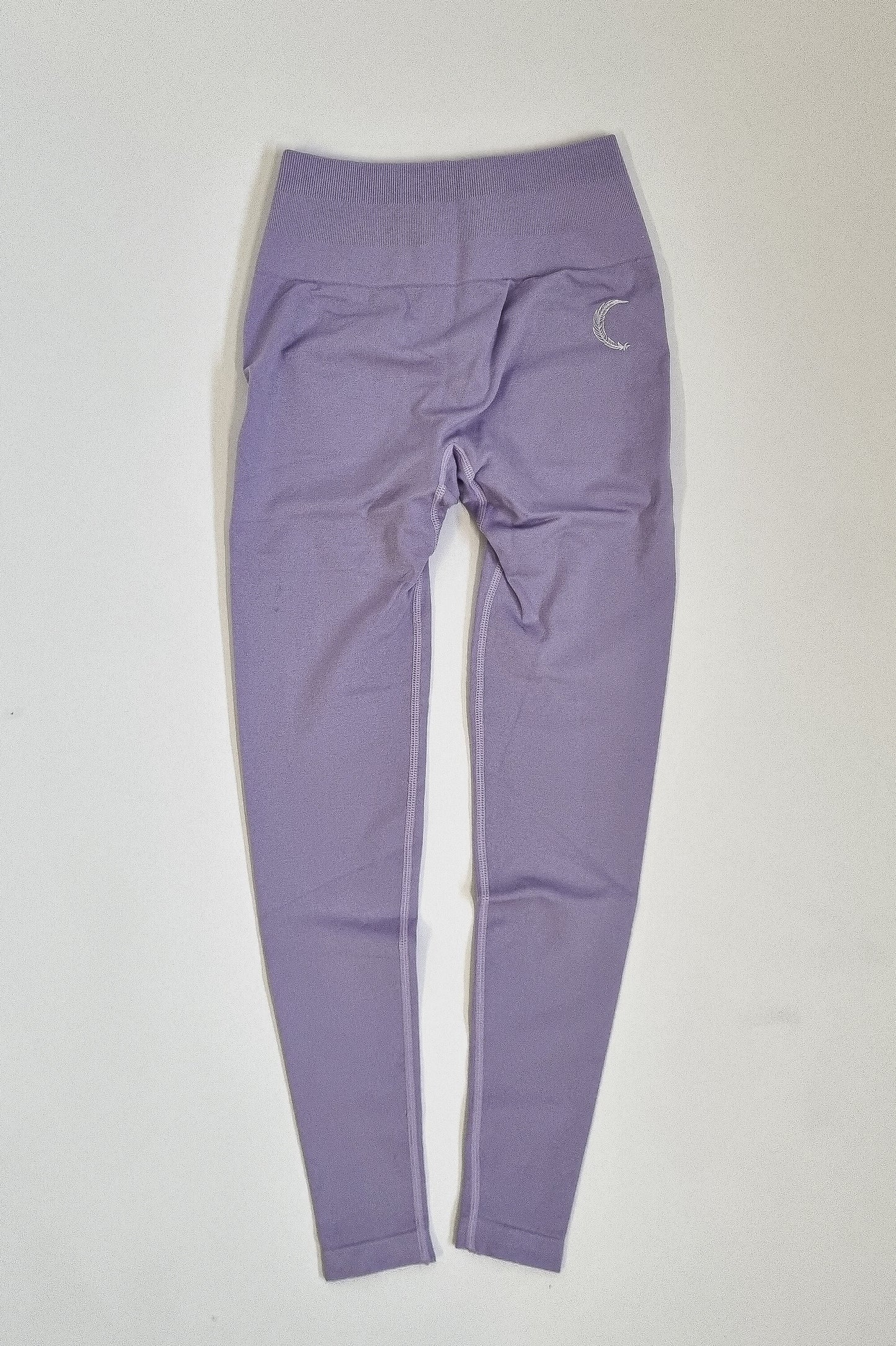 INVICTUS SEAMLESS LEGGING IN PASTEL PURPLE