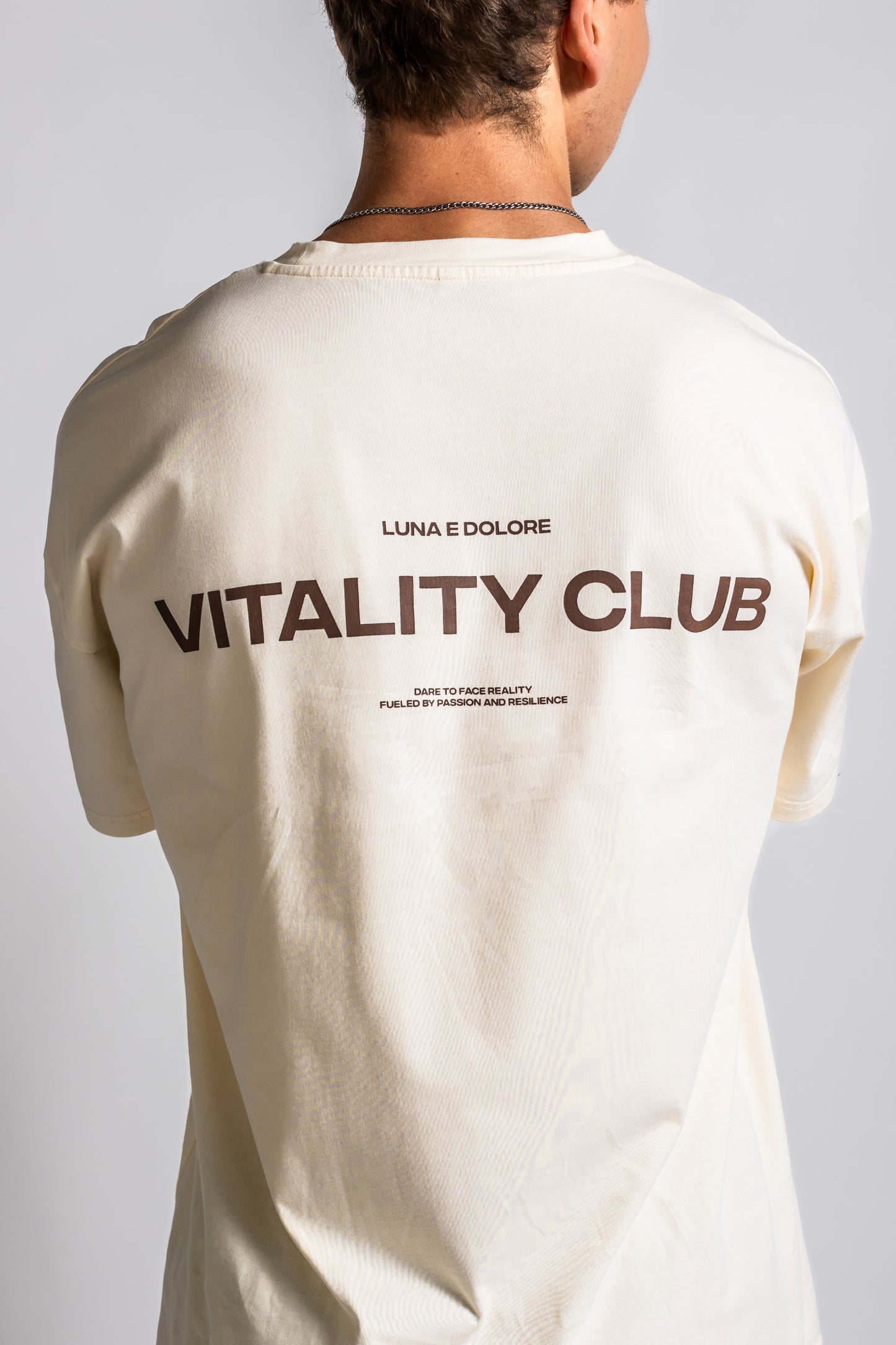 ARISE VITALITY CLUB OVERSIZED TEE IN BEIGE