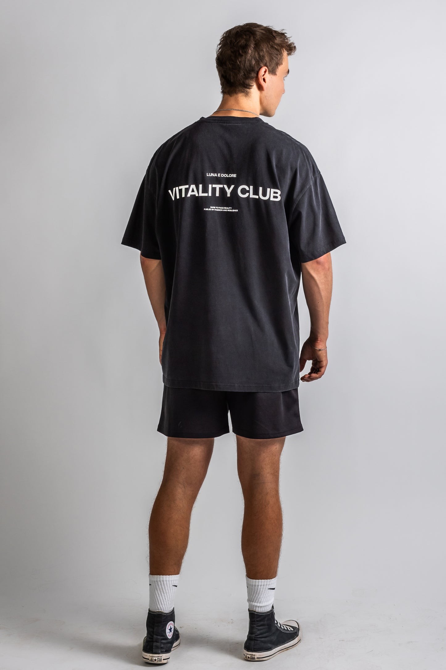 ARISE VITALITY CLUB OVERSIZED TEE IN VINTAGE BLACK